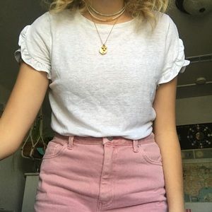 cute white shirt with ruffled sleeves!